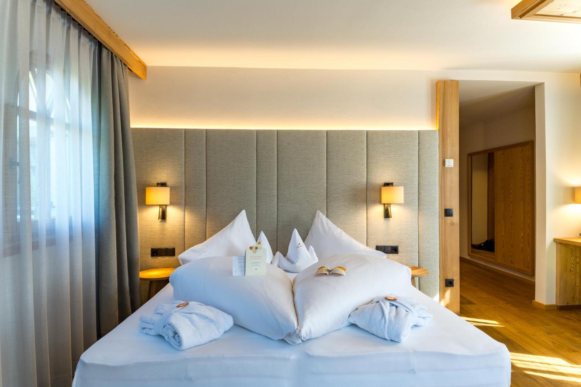 Mirabell Dolomites Hotel - Luxury Ayurveda & Spa Olang Exterior photo