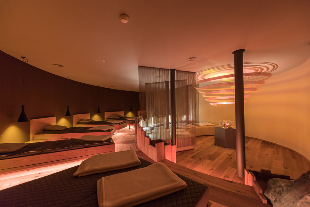Mirabell Dolomites Hotel - Luxury Ayurveda & Spa Olang Exterior photo